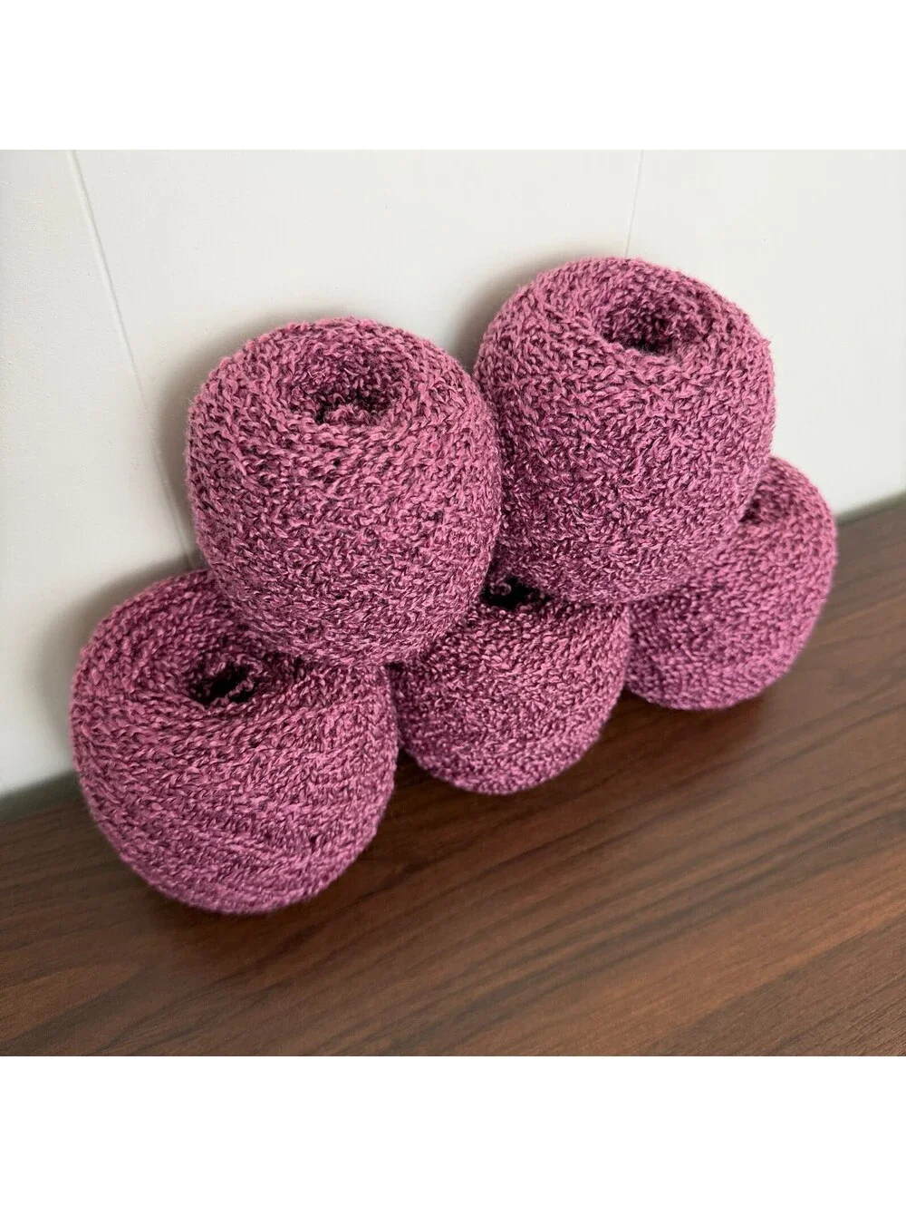 Reclaimed Vintage Acrylic Worsted Yarn 916 Yards 424g Mauve Charcoal 5 Cakes